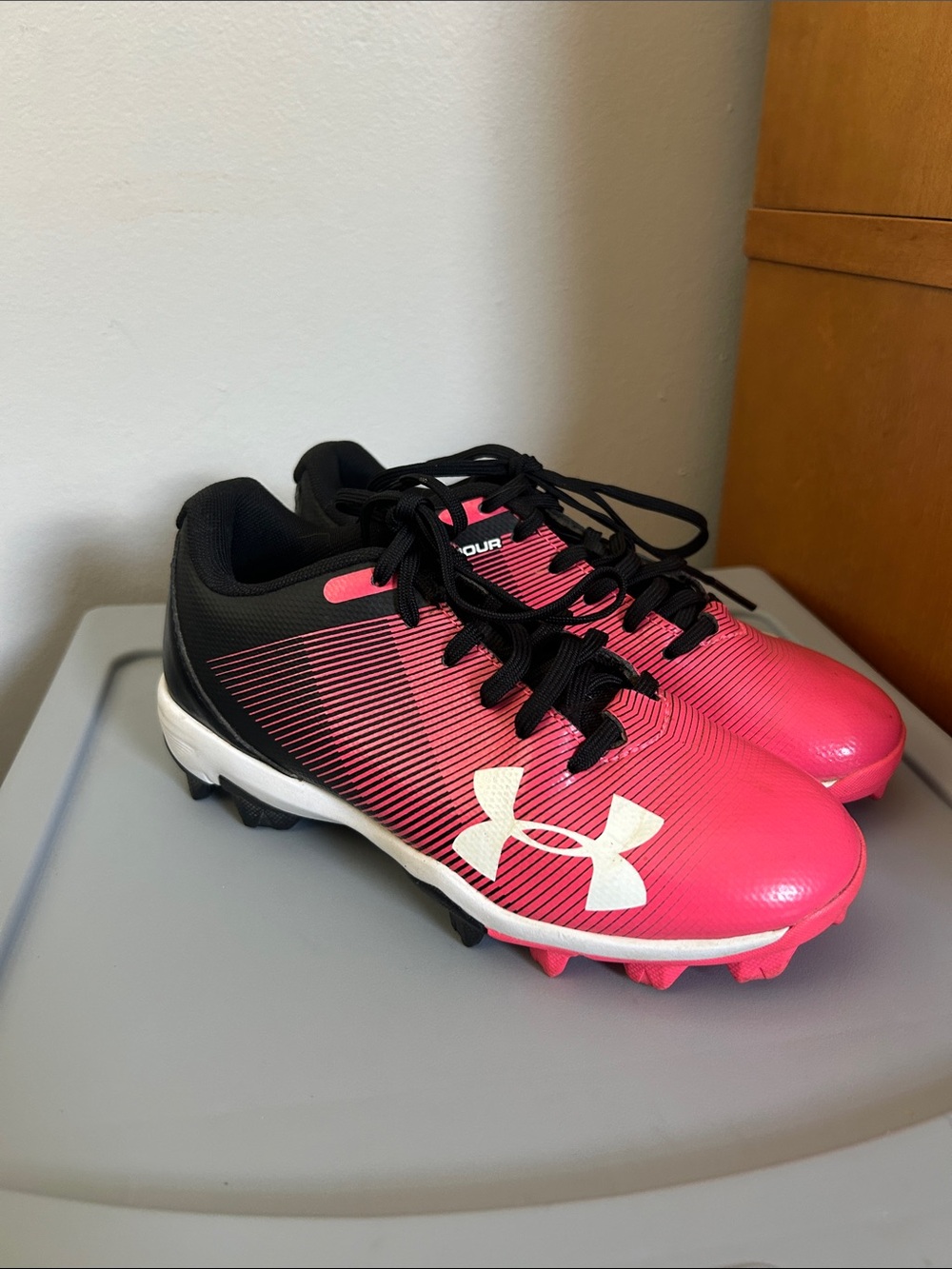 Under Armour Pink and Black Kids Cleats Size 1